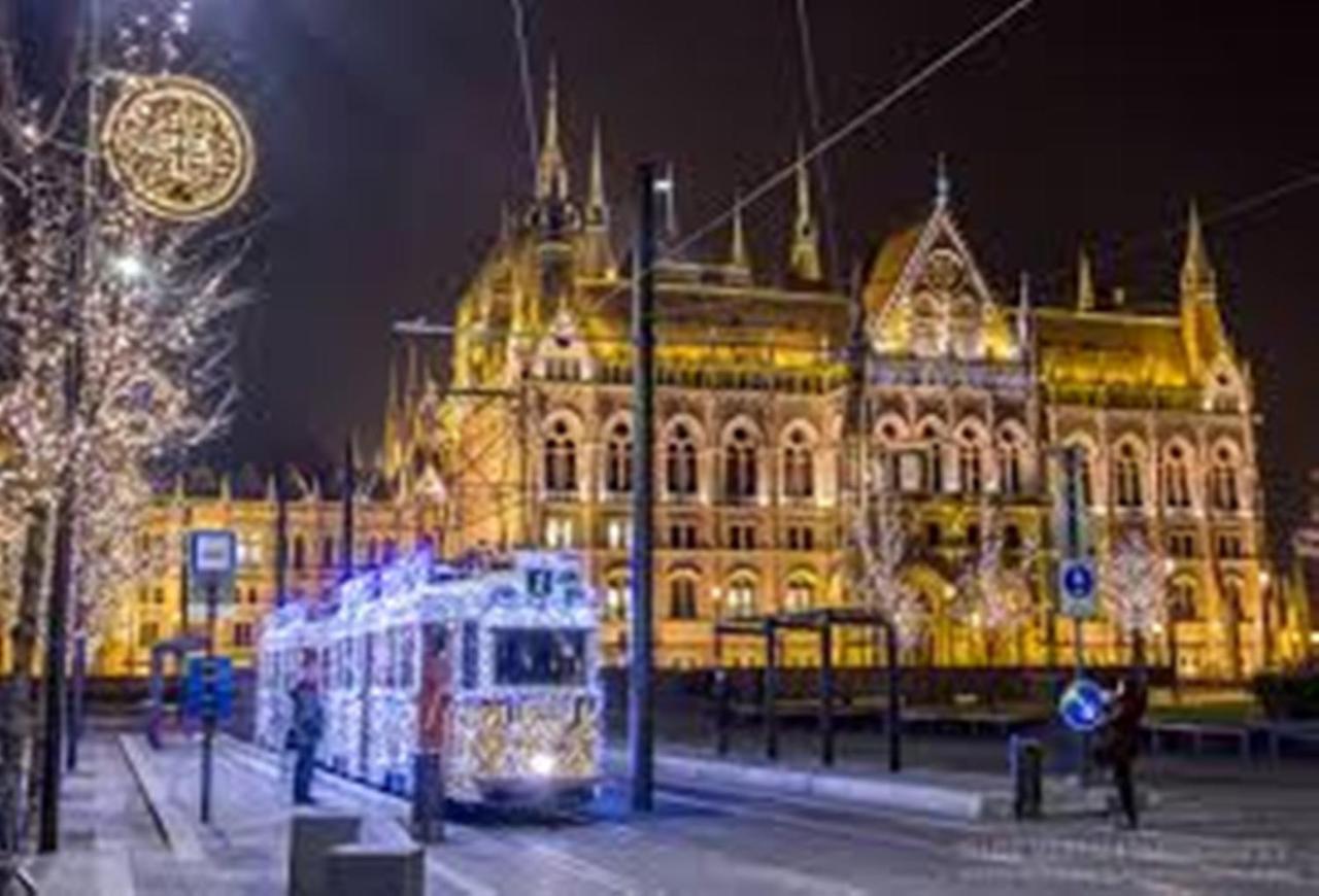 Central Budapest Vadasz Street Exteriör bild